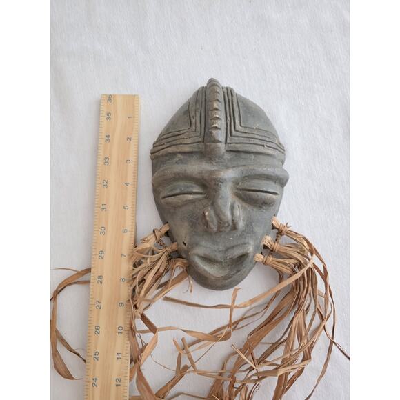 Vintage Africa Passport Mask Tribal Ritual Pottery Native Decor African - Picture 3 of 8